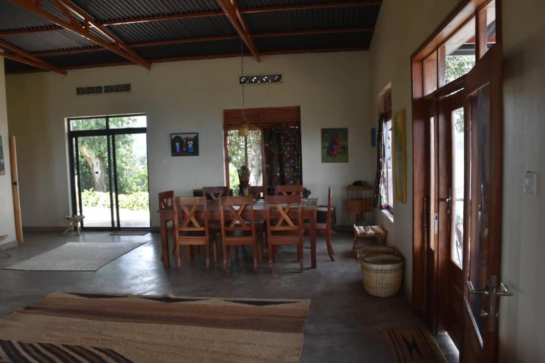 Amazi Land Home And Farm Stay Kibuye Exterior foto