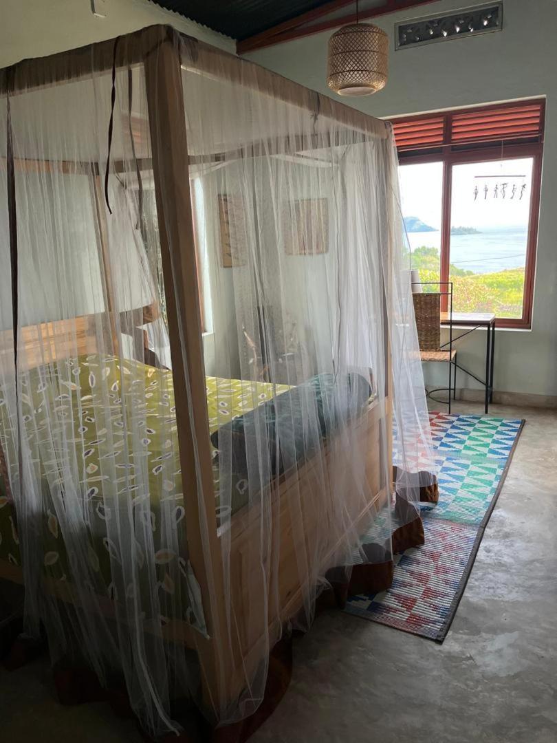 Amazi Land Home And Farm Stay Kibuye Exterior foto